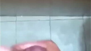 Me la jalo y me good buy mucha leche