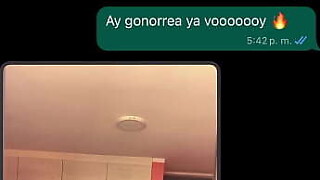 MI MEJOR AMIGA ME INVITA A FOLLAR EN WHATSAPP Y TERMINO COMIENDO SU GRAN CULO CUANDO SUS PADRES NO ESTAN EN CASA