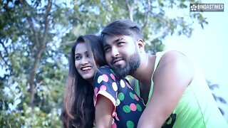Pati ke chhote bhai apne howdy nai nawalee bhabhi ko impress karke chodne ka maja luta jab ghar pe bhaiya nahi tha