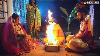 Nai nawali Dulhan ne shadi ke din greetings apne ex lover ke sath chudai kia pati ke samne ( Hindi Audio )
