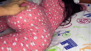 El Culo de mi Hijastra de Eighteen A&ntilde_os con Grandes Nalgas